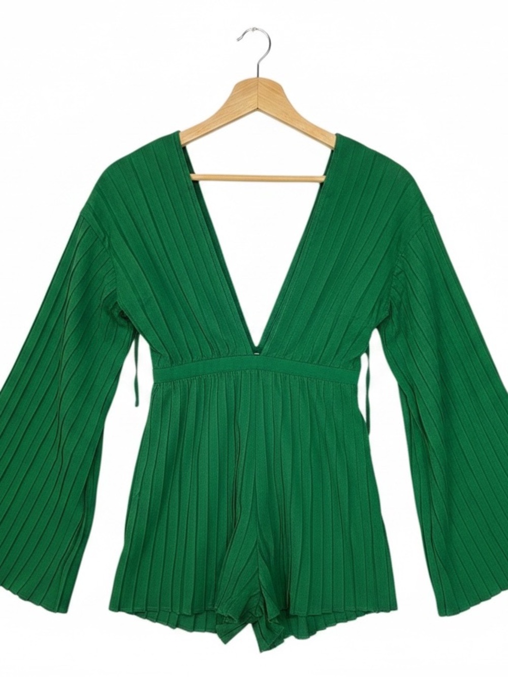 pretty little thing green pleated long sleeve romper